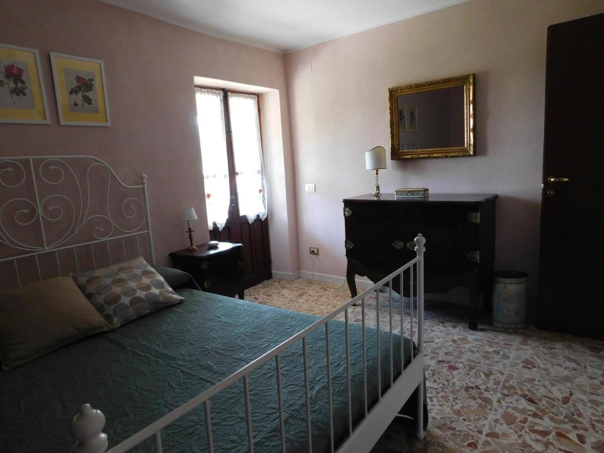 Signorina Felicita Bed & Breakfast Aglie Ngoại thất bức ảnh
